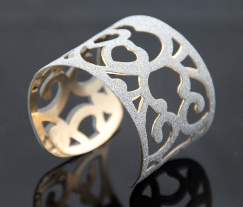 4pcs/lot 2016 New Design Fashion Jewelry Adjustable Hollow Cuff Bracelet Open Cut-out Flower Design Women Bangle JY-8409